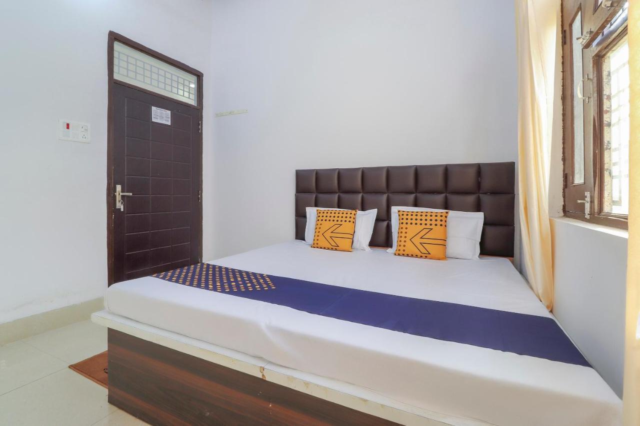 Spot On 75178 Hotel Arman Roorkee Екстериор снимка