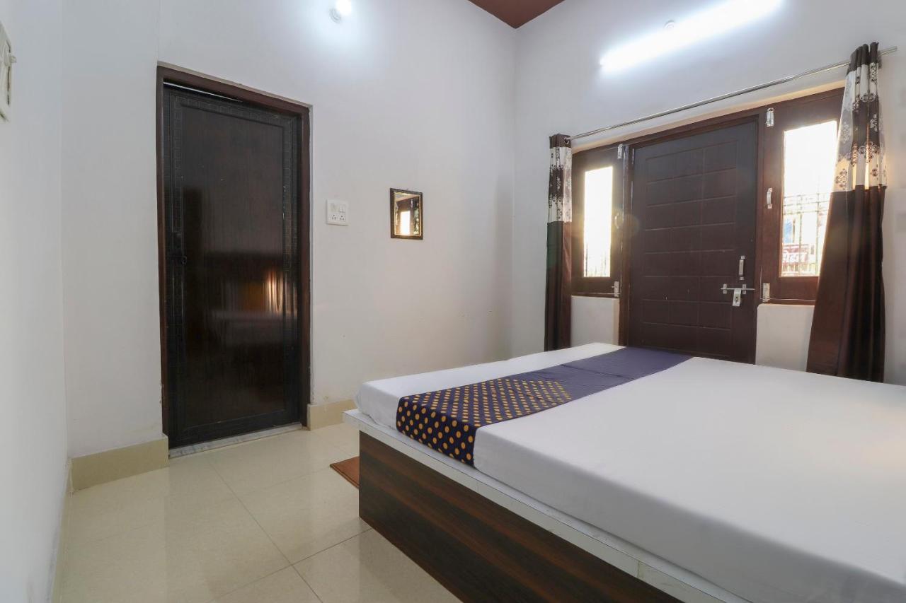 Spot On 75178 Hotel Arman Roorkee Екстериор снимка