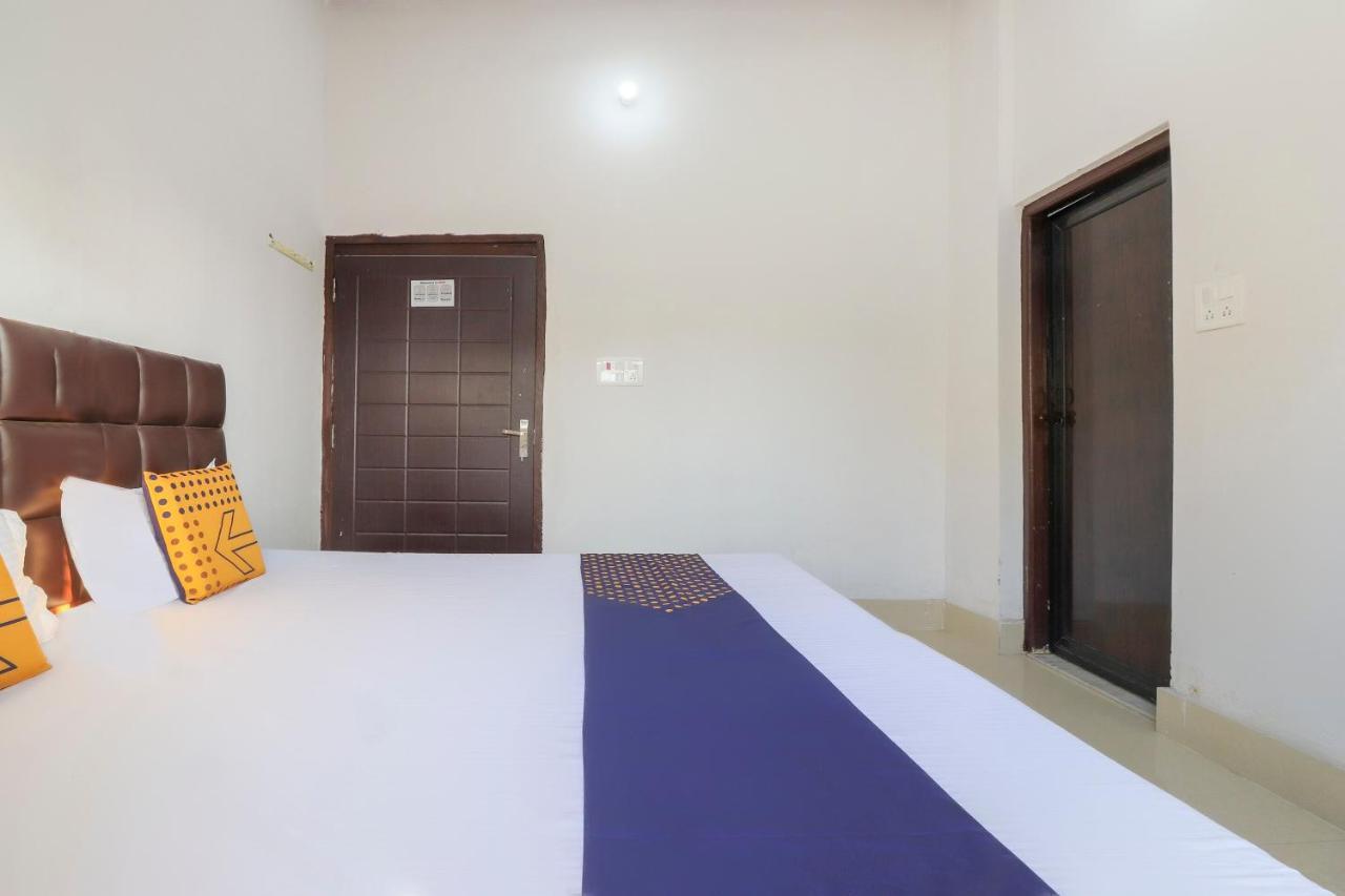 Spot On 75178 Hotel Arman Roorkee Екстериор снимка